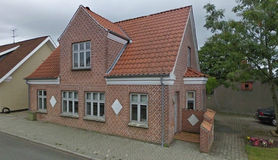Nørregade 10 er ifølge de kommunale BBR-oplysningerne opført i 1917.